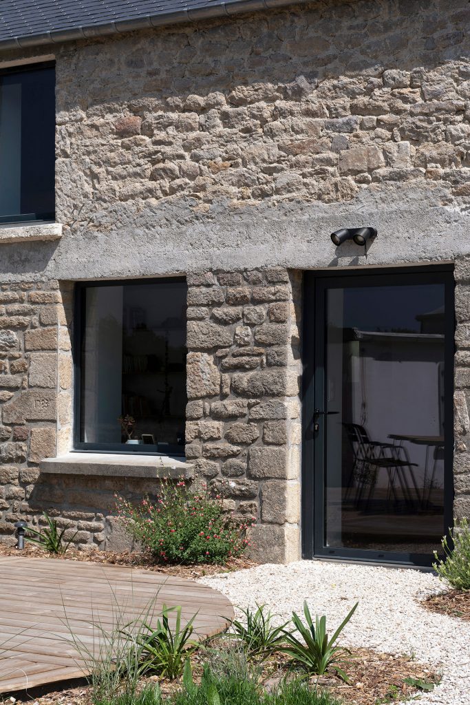 Kerlochet - détail architectural extérieur Kerlochet - détail architectural extérieur facade sud